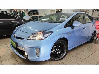 toyota prius 1.8 phv premium (automata) plug in hibrid.2 év friss műszakival.azonnal elvihető.folyamatosan karbantartott