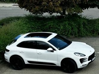 porsche macan turbo full options