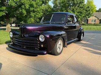 1946 ford deluxe