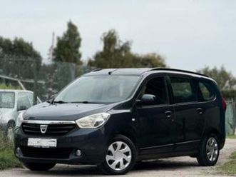 ② dacia lodgy 1.6i • 7 places • gps • climatisation • top car — dacia — 2ememain