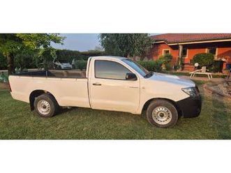 hilux 2.5 extra cab dlx 120cv