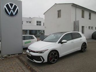 volkswagen golf viii gti 2.0 tsi dsg panodach ahk acc navi