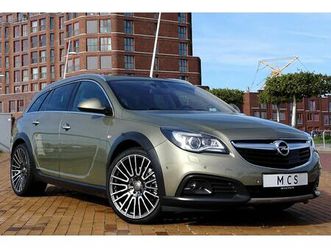 opel insignia country tourer - 2.0t 4wd 250pk recaro leer