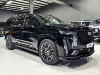 cadillac escalade v ≫ 2023 • 185 000 eur • id