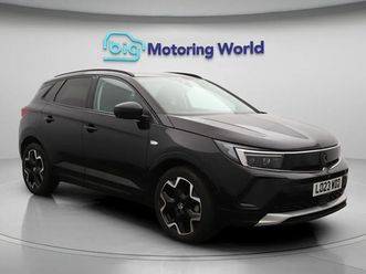vauxhall grandland 1.2 turbo ultimate suv 5dr petrol auto euro 6 (s/s) (130 ps) 19'' alloy wheels,apple carplay suv 2023, 3051 miles, £18700 - 32895157 - exchan