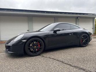 2019 porsche 911 carrera s