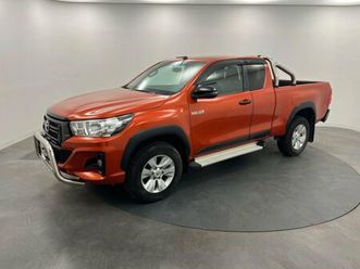 toyota hilux x-tra cabine cab 4wd 2.4l 150 d-4d legende