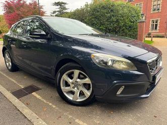 2013 volvo v40 cross country 2.0 d3 lux nav hatchback 5dr diesel geartronic