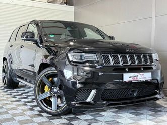 jeep grand cherokee 6.2 v8 trackhawk°pano°rfk°acc°h&k
