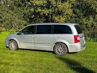 lancia voyager 2.8 120кв