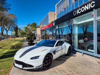 aston martin vantage 4.0 v8