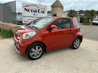 toyota iq 1.0 cvt lounge automatica