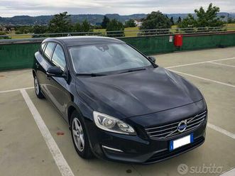volvo v60-manutenzioni puntuali-perfetta!!!
