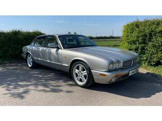 1998 jaguar xj x308 (1997 - 2003) xjr a vendre