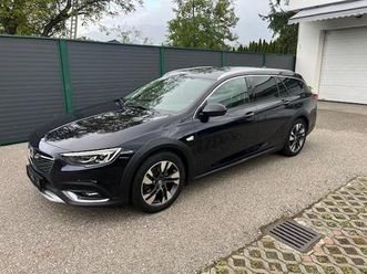 opel insignia country tourer 2,0 cdti blueinjection aut