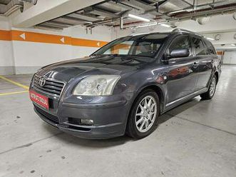 toyota avensis 2,2 d-4d linea sol