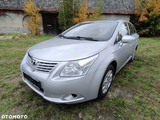 toyota avensis 1.6 active