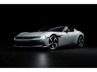 ferrari 12cilindri - v12 l carbon l lift l carbon racing seats