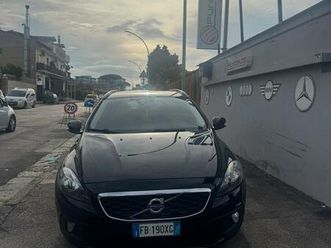 volvo v40 cross country d2 1.6 summum s/b-xeno