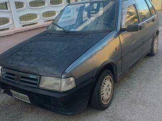 fiat uno d'epoca targata roma
