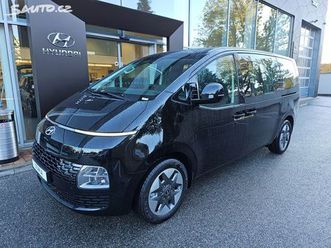 hyundai staria 1,6t hybrid 6-at style premium