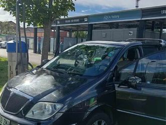 voiture, lancia, pedra