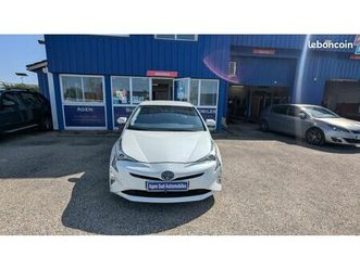 toyota prius iv 122h lounge