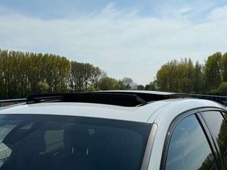 m135i xdrive high executive ◊