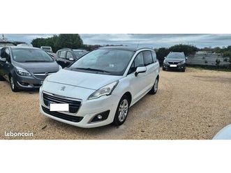 peugeot 5008 1.6 hdi 120cv 7 places gps+toit panoramique+camera de recul+jante alu
