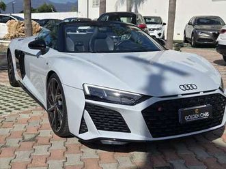 5.2 v10 rwd 540cv s tronic spyder uff italy led