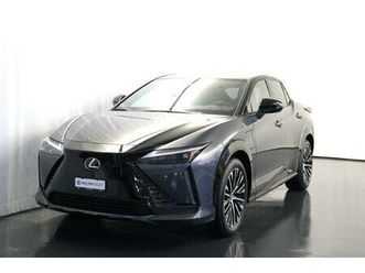lexus rz 450e excellence: réserver un essai sur route !