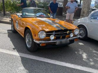 triumph tr6 de 76