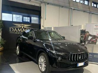 3.0 v6 granlusso 275cv auto