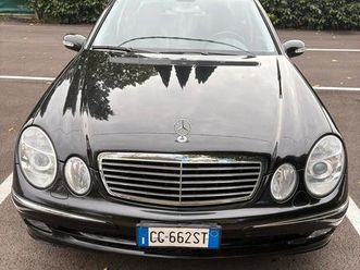 mercedes e 240 avantgrade. anno 2003