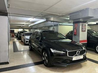 volvo v60 cross country b4 pro awd aut.