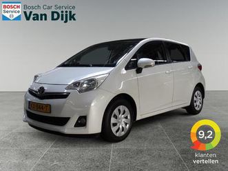 1.3 vvt-i airco / trekhaak / panoramadak