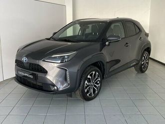 yaris cross 1.5 hybrid 5p. e-cvt trend