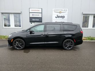 pacifica 3.6 v6 4x4 touring 7-plätzer
