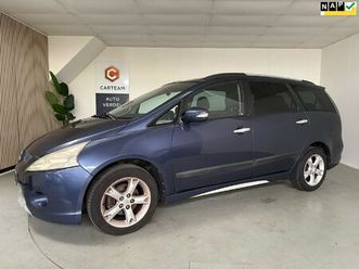 mitsubishi grandis 2.4-16v insport airco, 7-persoons, trekhaak, lmv, 7-persoons