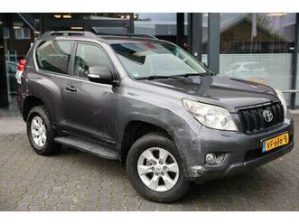 3.0 d-4d 3drs lx 4wd van