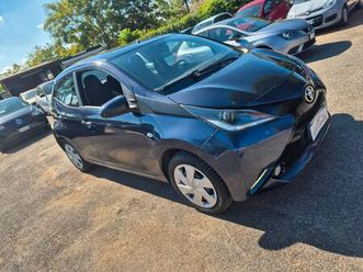 toyota aygo 1.0 vvt-i 69 cv 5 porte x-cool tss mmt