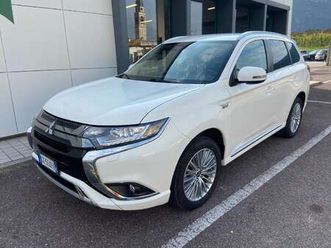 outlander iii 2018 phev 2.4 instyle 4wd