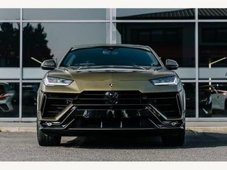 4.0 v8 biturbo performante suv 5dr petrol auto 4wd euro 6 (666 ps)