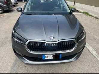 fabia iv 2022 1.0 mpi evo young edition 80cv