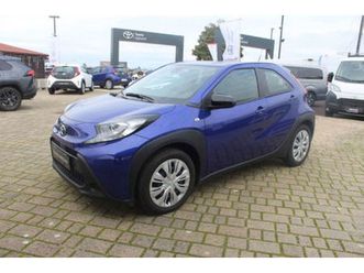 toyota aygo x 1.0 vvt-i 72 cv 5 porte limited air del 2025 usata a roma