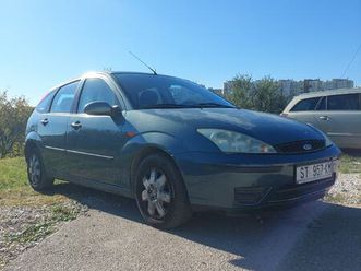 ford focus 1,4 16v, 2002 god.