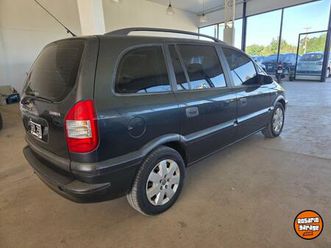 zafira 2007 nafta 7 asientos