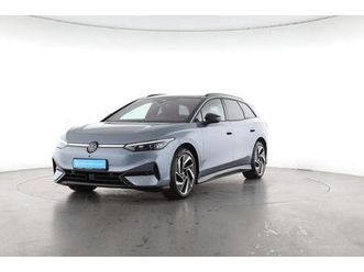 tourer pro | navi | led | acc | pano | ahk