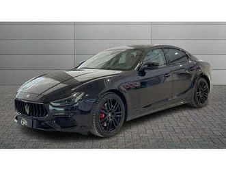 2022 maserati ghibli noir automatique, 7+ vitesses condui...