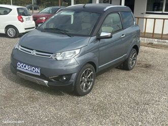 voiture sans permis aixam crossover / 9000 km / livraison possible